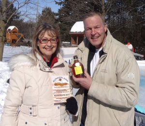 2017tapping Zuse Lynn Campbell Renowned Ctv Sports Anchor Lance Brown On Assignment Today